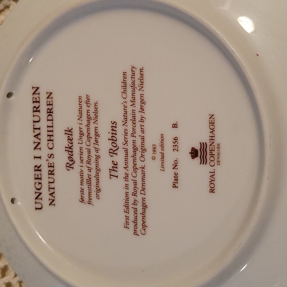 Royal Copenhagen "The Robins" - Picture 2 of 3